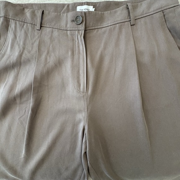 NWT The Reset R‎ Label Slouchy Trouser in Driftwood Women's Size XL RE 825 - Picture 4 of 16